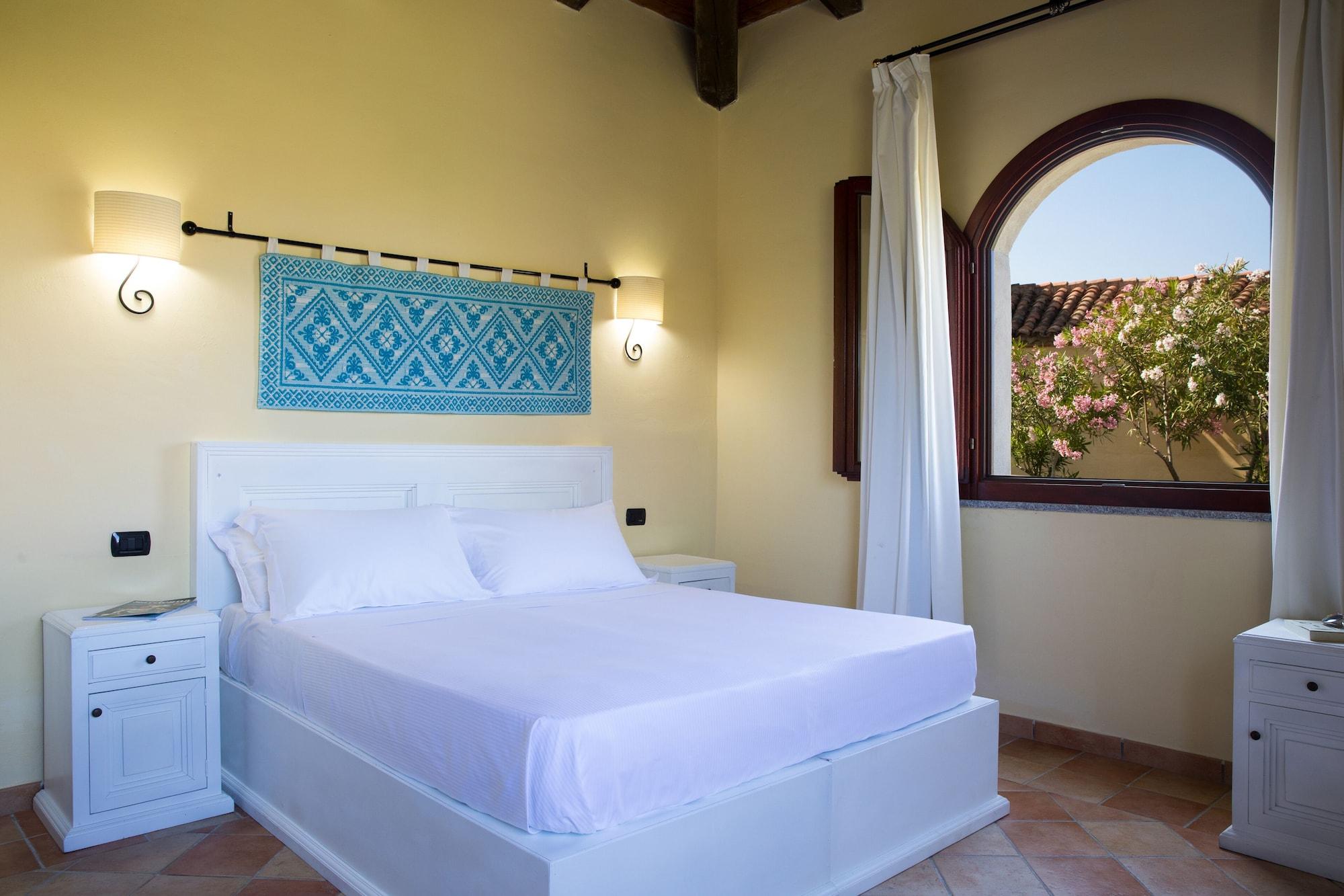 Cala Luas Resort Кардеду Экстерьер фото