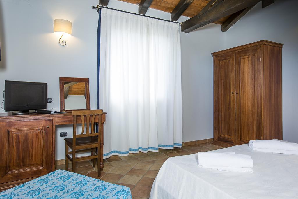 Cala Luas Resort Кардеду Экстерьер фото