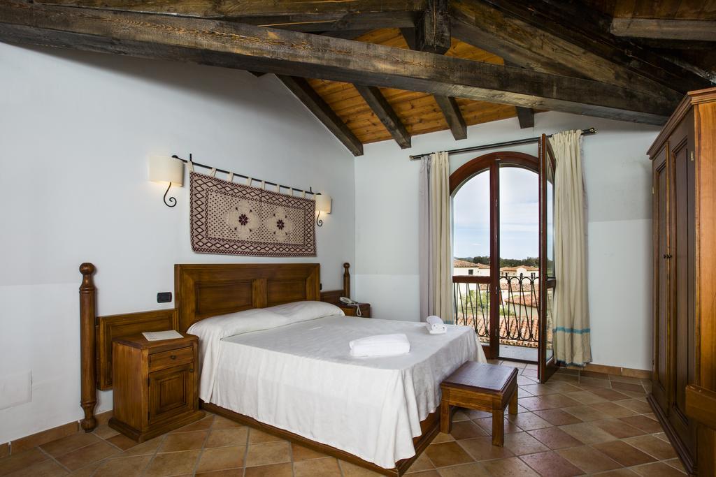 Cala Luas Resort Кардеду Экстерьер фото