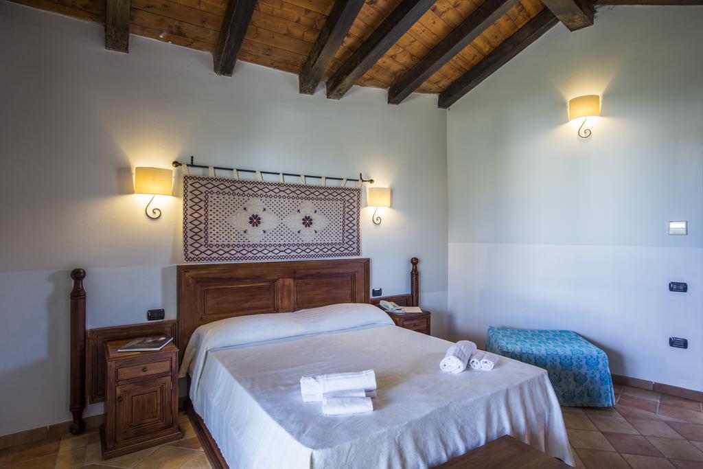 Cala Luas Resort Кардеду Экстерьер фото