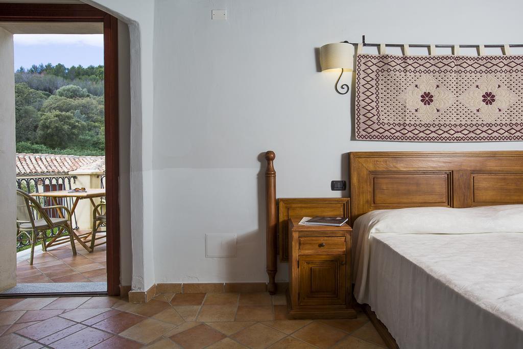 Cala Luas Resort Кардеду Экстерьер фото