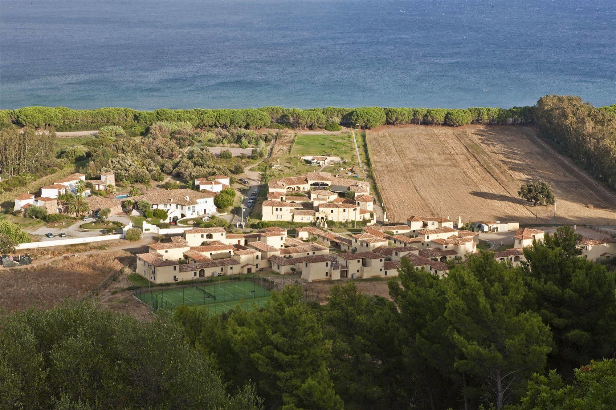 Cala Luas Resort Кардеду Экстерьер фото