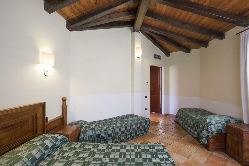 Cala Luas Resort Кардеду Экстерьер фото